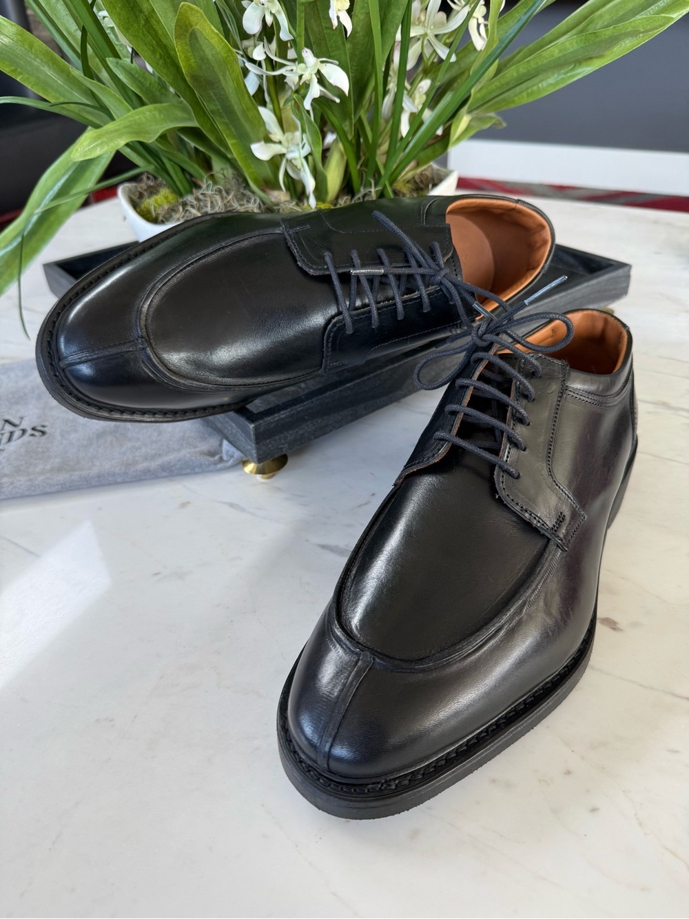 New Allen Edmonds Denali Men’s Leather Derby - Picture 10 of 16